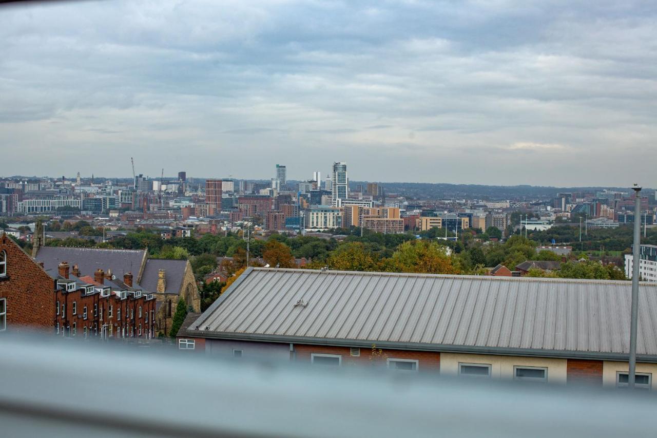 Cityhost - Leeds Apartments Beeston Hill Exterior foto
